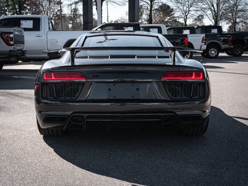 Used 2017 Audi R8 V10 plus image 10