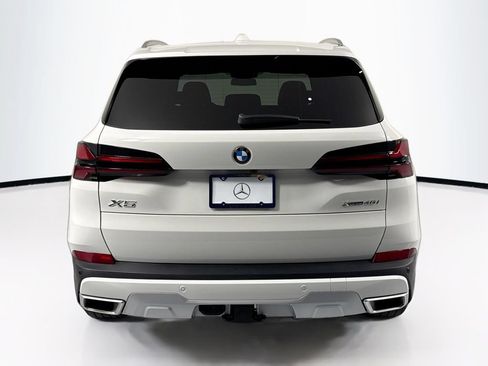 Used 2024 BMW X5 xDrive40i w/ Parking Assistance Package AWD/4WD image 6
