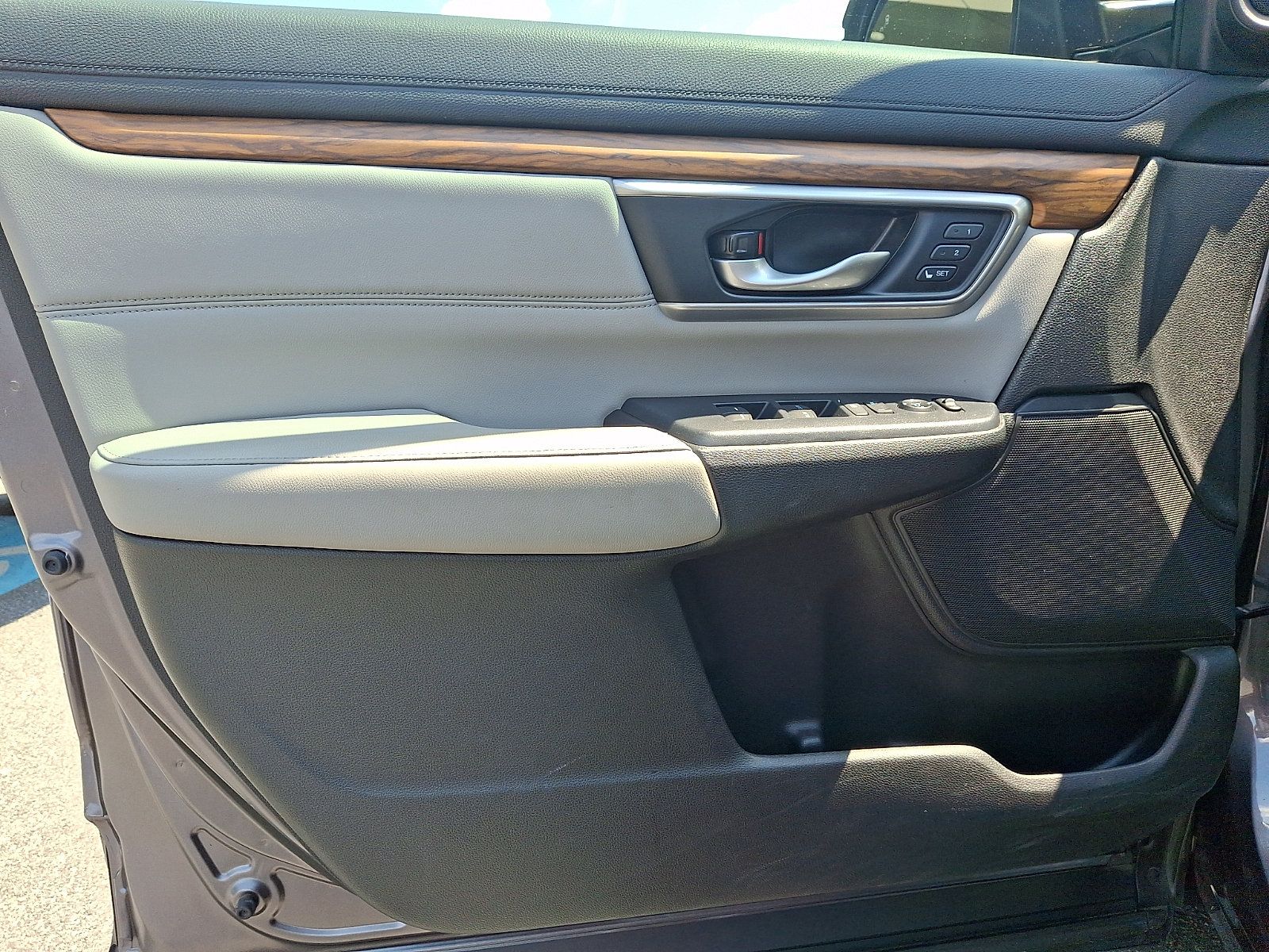 Used 2020 Honda CR-V EX-L image 12