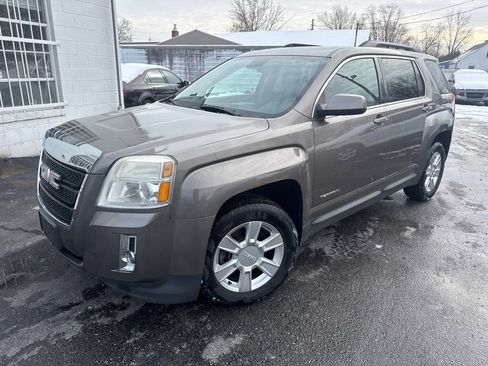 Used 2012 GMC Terrain SLE image 1