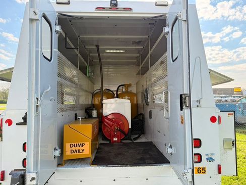 Used 2015 Chevrolet Silverado 3500 W/T image 18