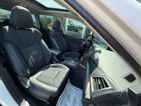 Used 2023 Subaru Forester Premium AWD/4WD image 12