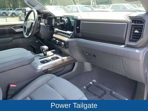 Used 2026 Chevrolet Silverado 1500 LT Trail Boss w/ Convenience Package II AWD/4WD image 14