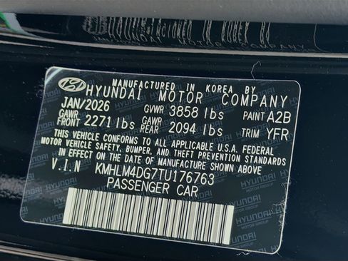 New 2026 Hyundai Elantra Sport FWD image 25