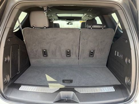 Used 2024 Chevrolet Tahoe RST w/ Luxury Package image 15