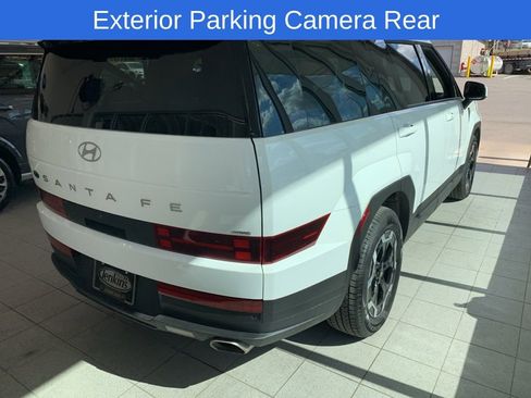 Used 2024 Hyundai Santa Fe SE AWD/4WD image 10