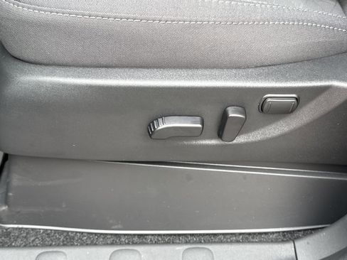 New 2026 Nissan Frontier SV image 14