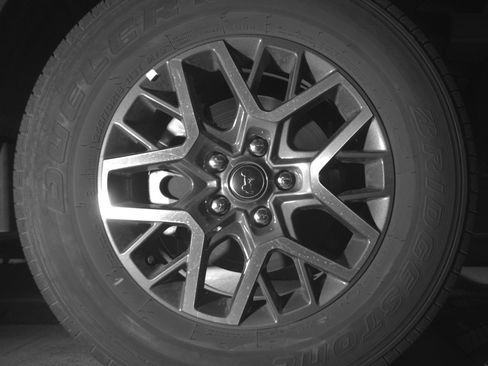 Used 2025 Jeep Wrangler Sahara image 13