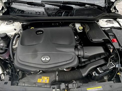 Used 2019 INFINITI QX30 Sport w/ Cargo Package image 10