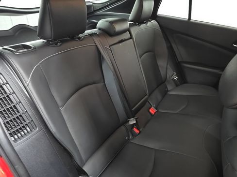 Used 2021 Toyota Prius Prime Limited FWD image 18