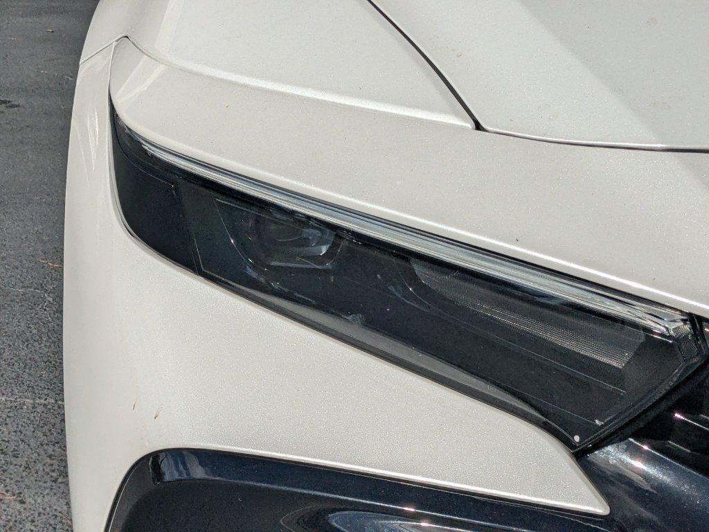 Certified 2025 Toyota Crown AWD/4WD image 12