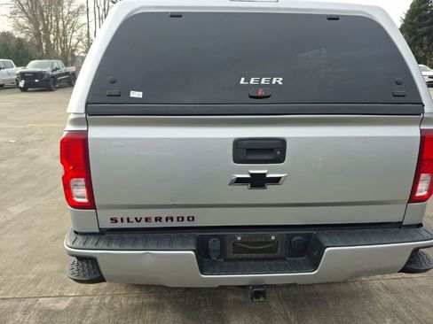 Used 2018 Chevrolet Silverado 1500 LTZ Z71 w/ Redline Edition image 8