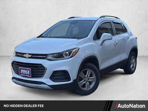 Used 2020 Chevrolet Trax LT AWD/4WD image 1