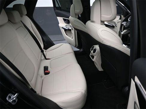 New 2025 Mercedes-Benz GLC 300 image 14