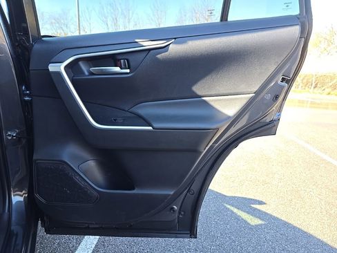 Certified 2025 Toyota RAV4 XLE image 28