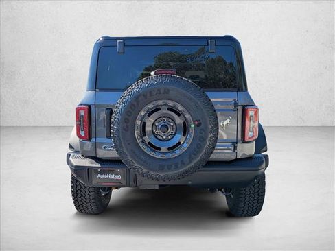 New 2025 Ford Bronco Badlands image 9