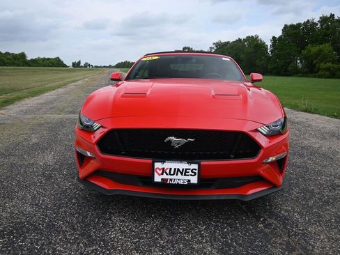 Used 2018 Ford Mustang GT Premium w/ Equipment Group 401A RWD image 8