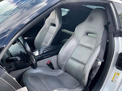 Used 2017 Chevrolet Corvette Stingray Coupe w/ 1LT image 19