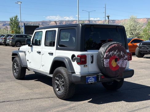 Used 2024 Jeep Wrangler Unlimited Sport AWD/4WD image 3