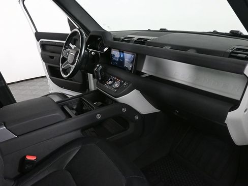 Used 2023 Land Rover Defender 110 X-Dynamic SE AWD/4WD image 22
