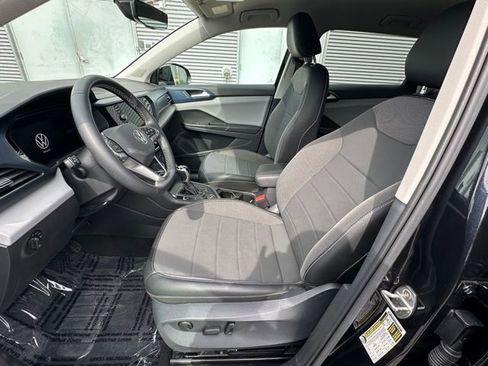 Used 2022 Volkswagen Taos SE w/ Driver Assistance Package AWD/4WD image 25