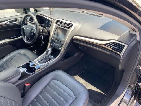 Used 2016 Ford Fusion SE w/ Equipment Group 202A FWD image 38