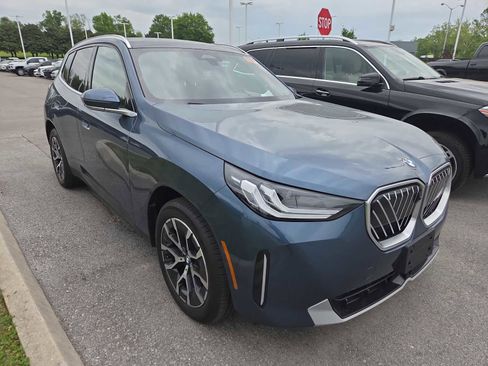 Used 2025 BMW X3 xDrive30i w/ Premium Package AWD/4WD image 1