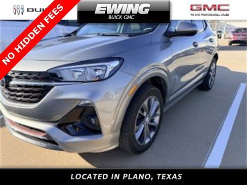 Used 2023 Buick Encore GX Select w/ Sport Touring Package image 2