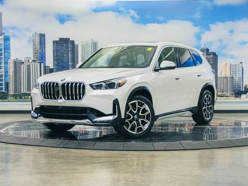 Used 2026 BMW X1 xDrive28i AWD/4WD image 2