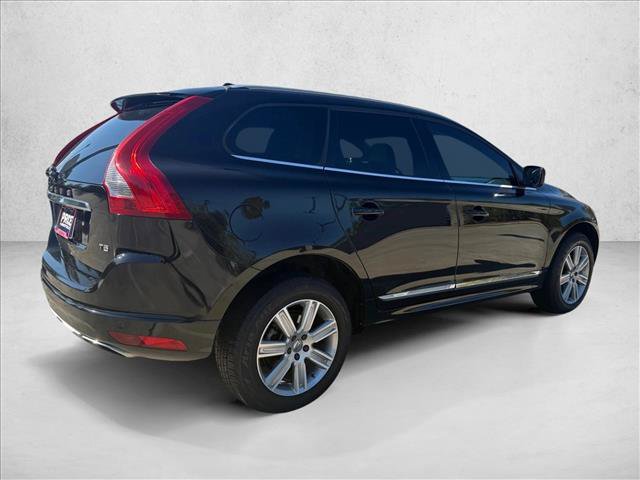 Used 2017 Volvo XC60 T5 Inscription w/ Preferred Option Package FWD image 5