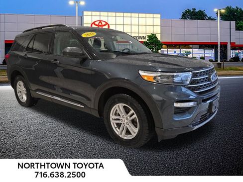 Used 2023 Ford Explorer XLT w/ Equipment Group 202A image 19