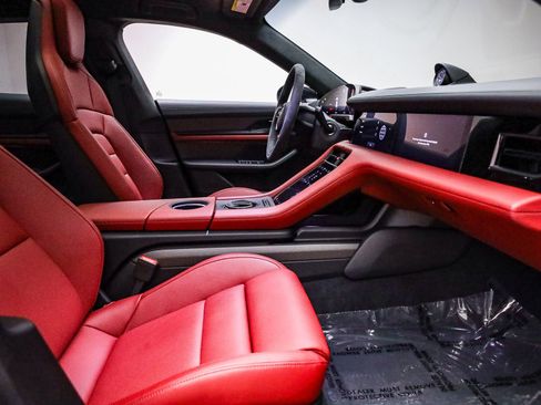 Certified 2024 Porsche Taycan GTS AWD/4WD image 21