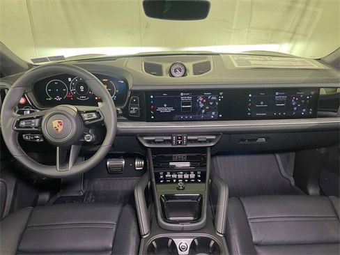 New 2026 Porsche Cayenne S image 26