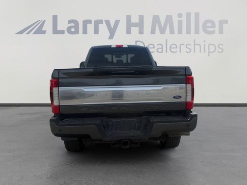 Used 2019 Ford F350 Platinum w/ Platinum Ultimate Package AWD/4WD image 4