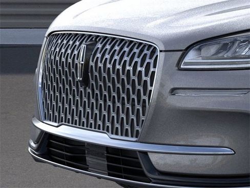 New 2025 Lincoln Corsair FWD image 17