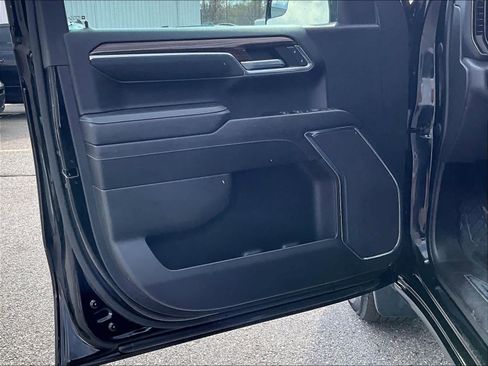 Used 2023 Chevrolet Silverado 1500 LT image 9