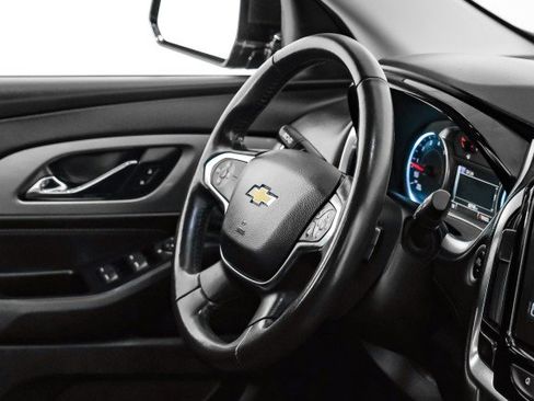 Used 2019 Chevrolet Traverse LT AWD/4WD image 11