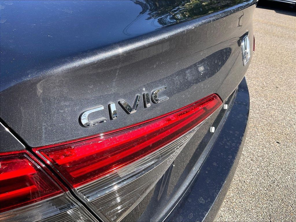 Used 2023 Honda Civic LX image 27