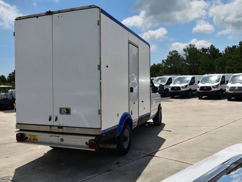 Used 2023 Ford E-350 and Econoline 350 Super Duty w/ Power Windows & Locks Group RWD image 5