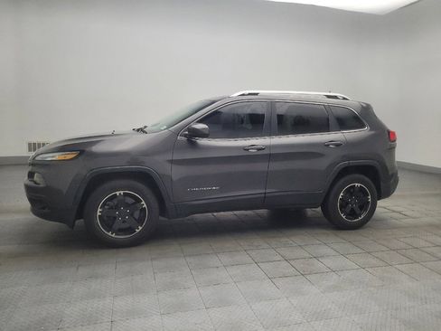Used 2015 Jeep Cherokee Latitude AWD/4WD image 2
