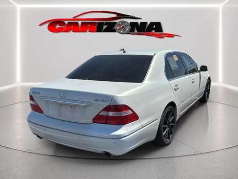 Used 2004 Lexus LS 430 w/ Modern Luxury Pkg RWD image 6