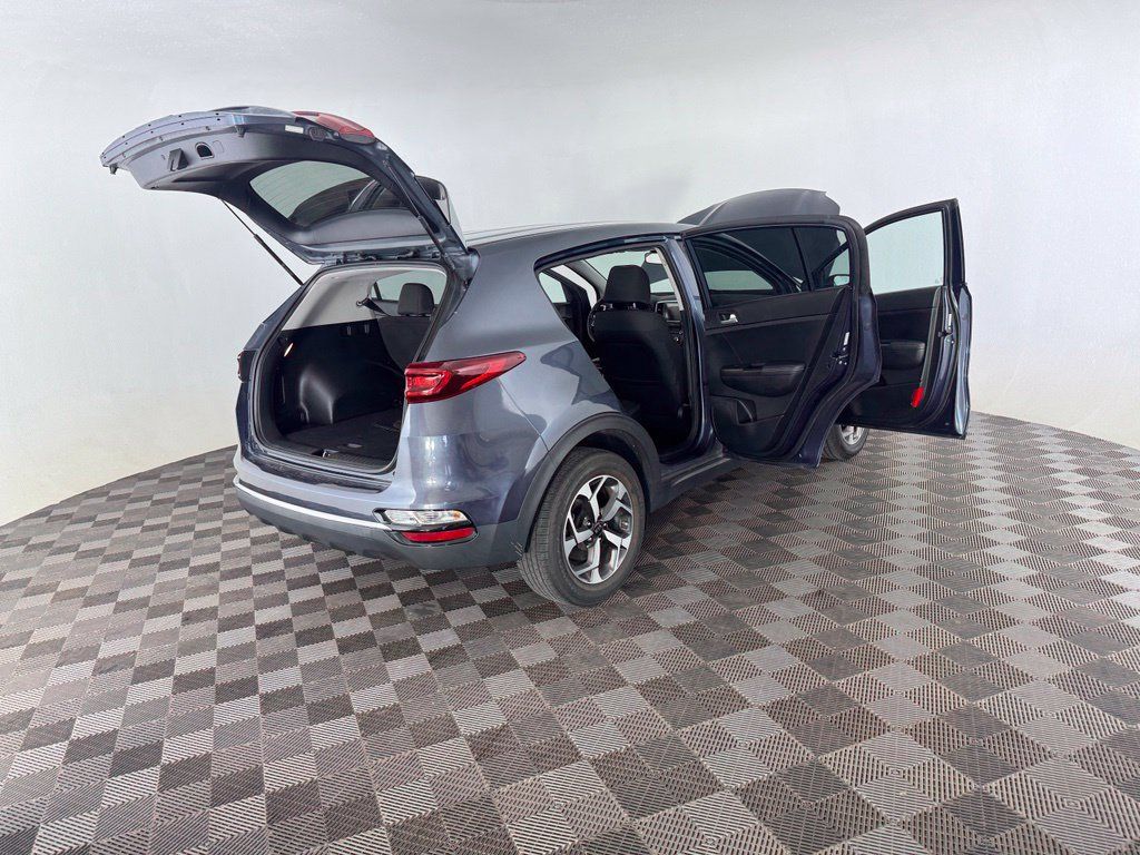 Used 2020 Kia Sportage LX FWD image 18