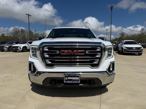 Used 2021 GMC Sierra 1500 SLT image 2