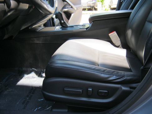 Used 2015 Acura RDX w/ Technology Package AWD/4WD image 8