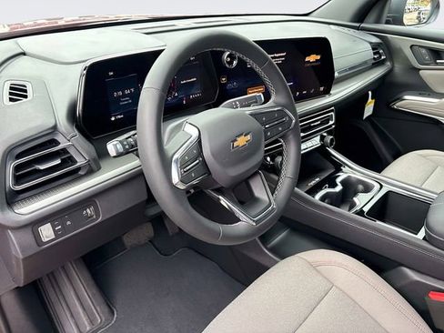 New 2026 Chevrolet Traverse LT w/ Driver Confidence Package image 24
