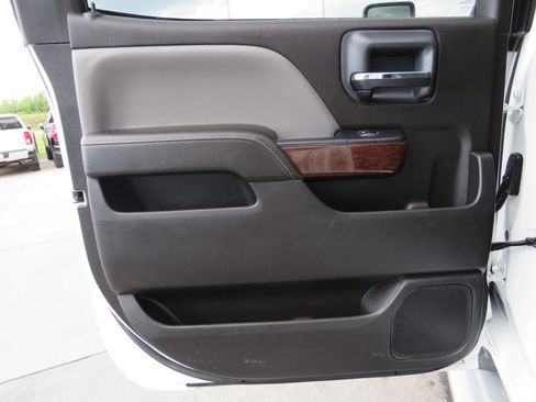 Used 2015 GMC Sierra 3500 SLT image 44