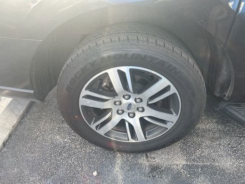 Used 2024 Ford Expedition Max Limited image 18