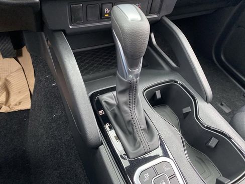 New 2026 Nissan Frontier SV image 19