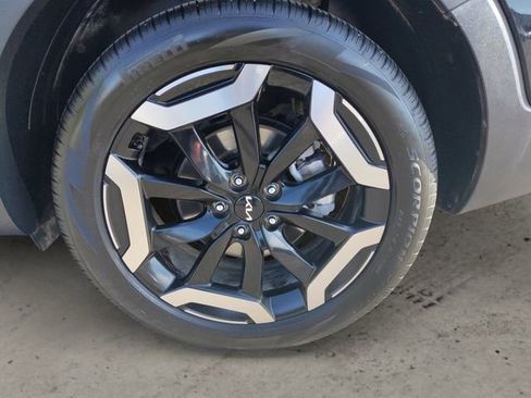 Used 2025 Kia Telluride S image 14