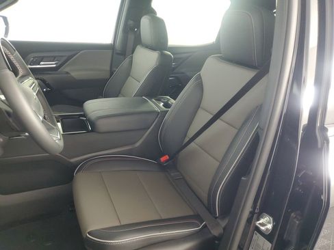 New 2026 Chevrolet Silverado EV Trail Boss w/ Premium Package image 12